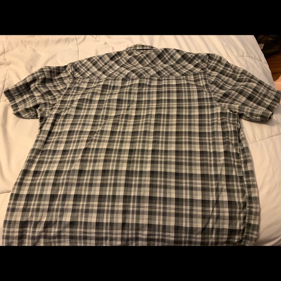 VANS short sleeve button down Sz Lg - Picture 2 of 4
